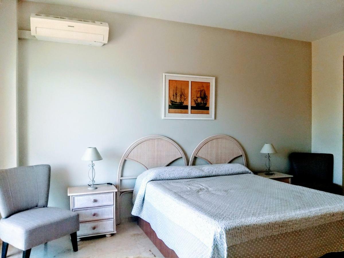 Estudio En 1A Linea Torremolinos Buitenkant foto